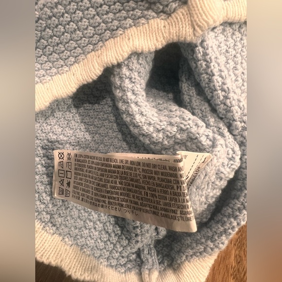 Forever 21 Knitted Tank Top Baby Blue - Picture 4 of 4